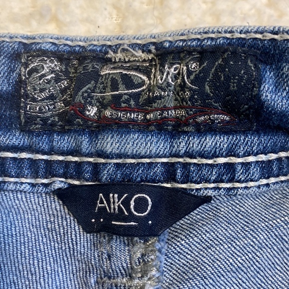 Silver Tab Jean’s!! Aiko, mid boot style !! Size W30 L33 - Picture 3 of 13